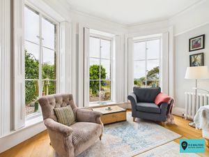 Seating Area- click for photo gallery